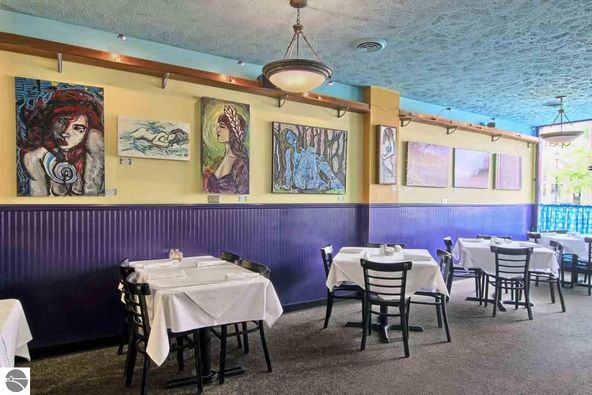320 Main St, Frankfort, MI 49635